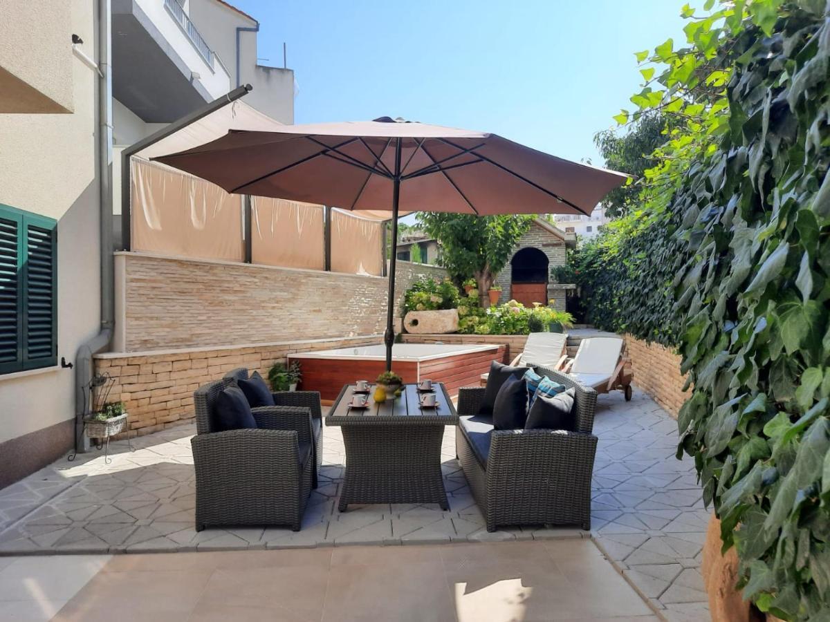 Apartments Vukovic Подстрана Екстериор снимка