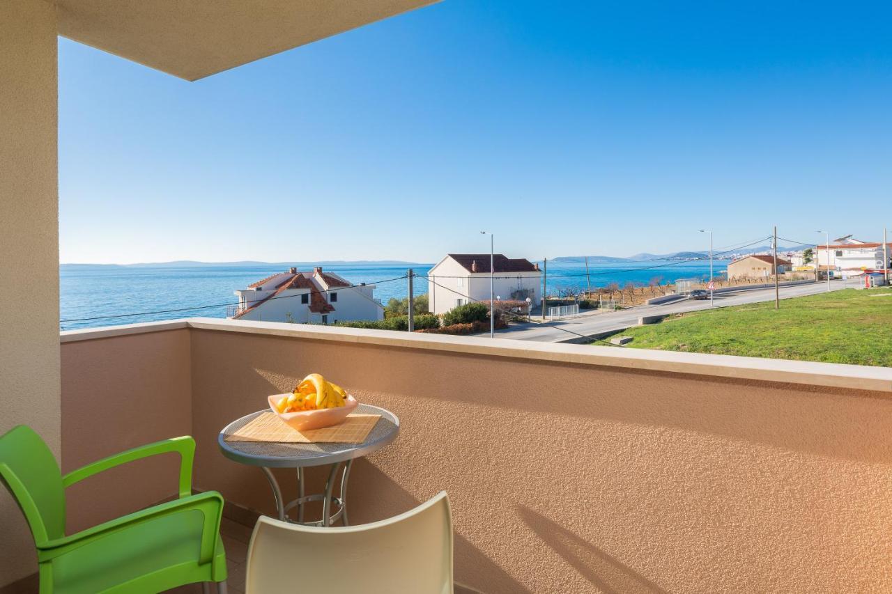 Apartments Vukovic Подстрана Екстериор снимка