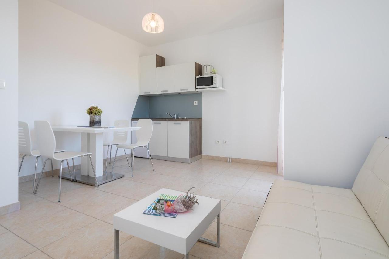 Apartments Vukovic Подстрана Екстериор снимка