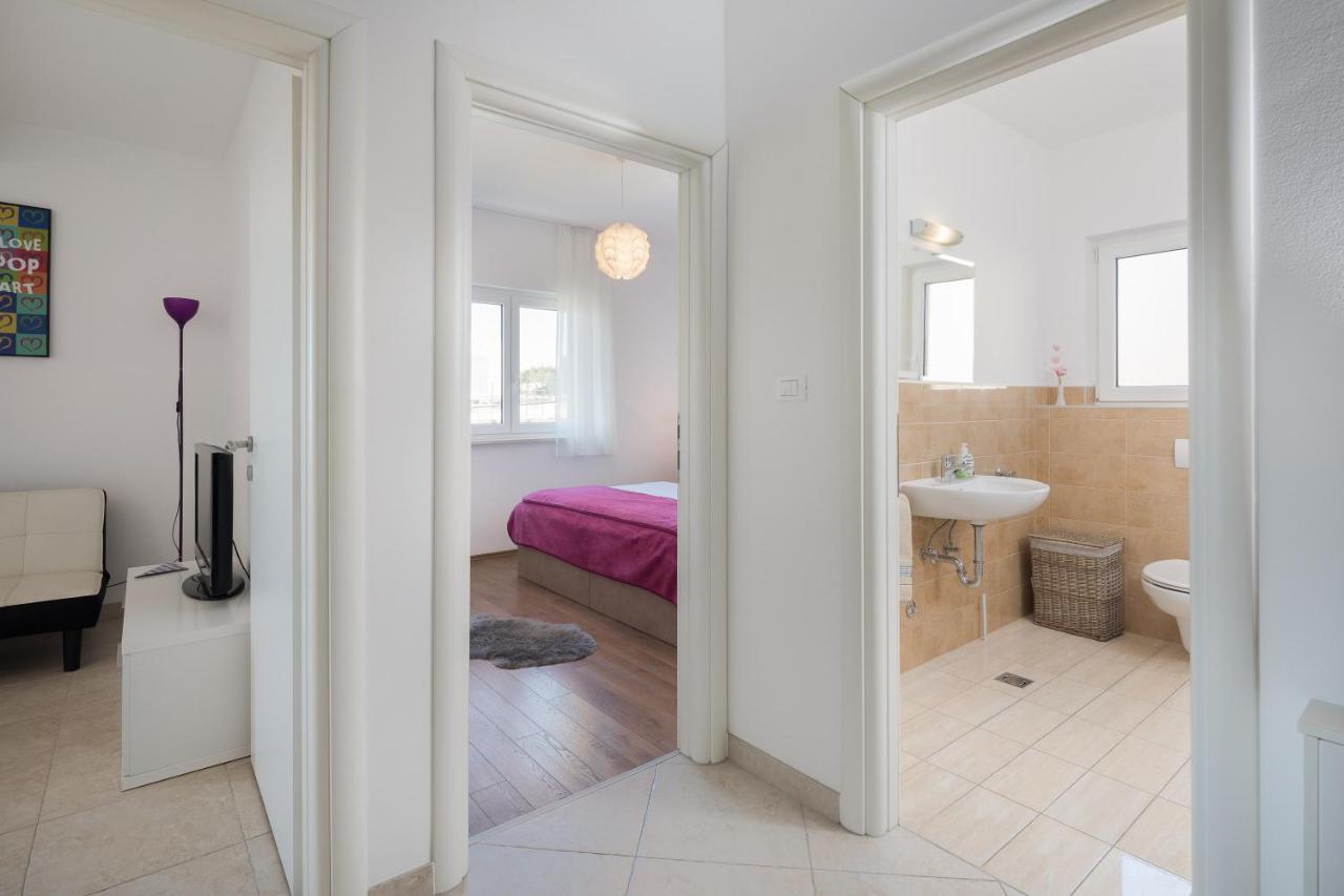Apartments Vukovic Подстрана Екстериор снимка